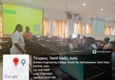 our nss students actively participated to link a epic and Aadhaar card activity . Instructions are given byb deputy thasidhar on 24.08.2022